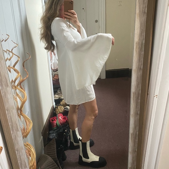 Audrey flared sleeve dress SZ S Brand new with tag - Picture 5 of 10